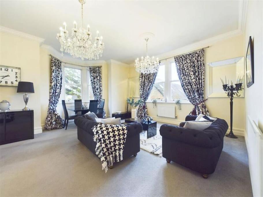 Upmarket Apartment In Ormskirk Exterior foto